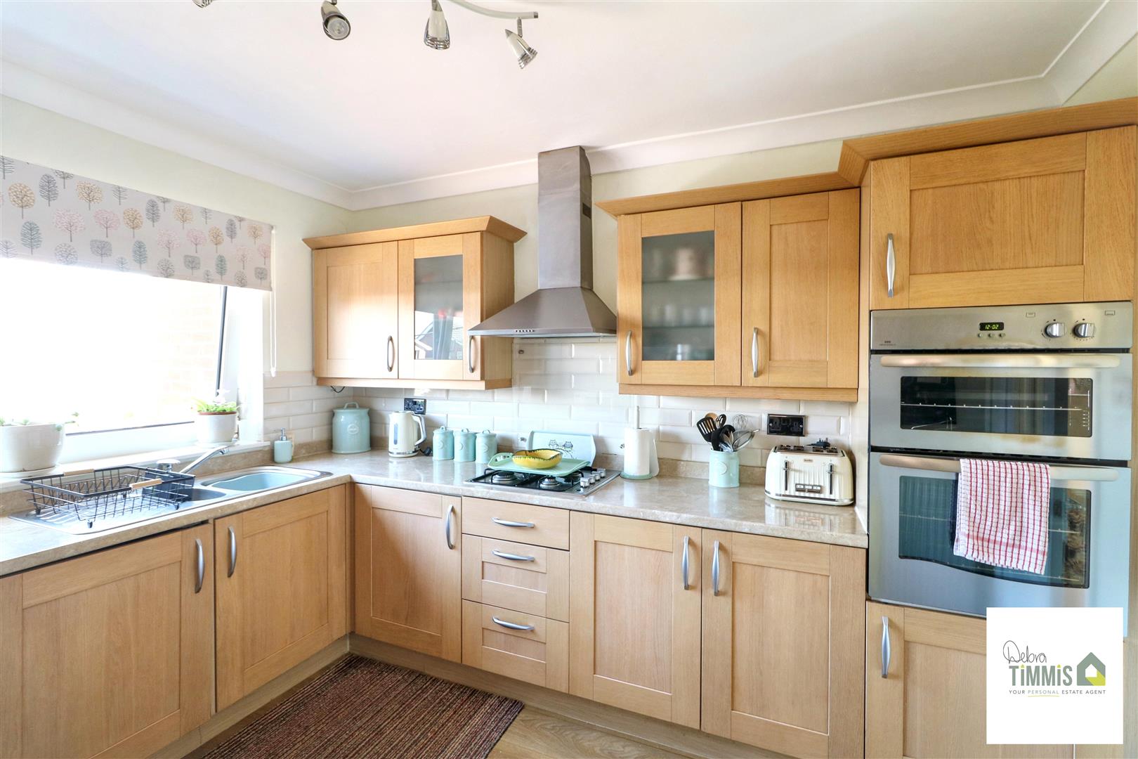 3 bed property in Chatterley Drive, Stoke-On-Trent